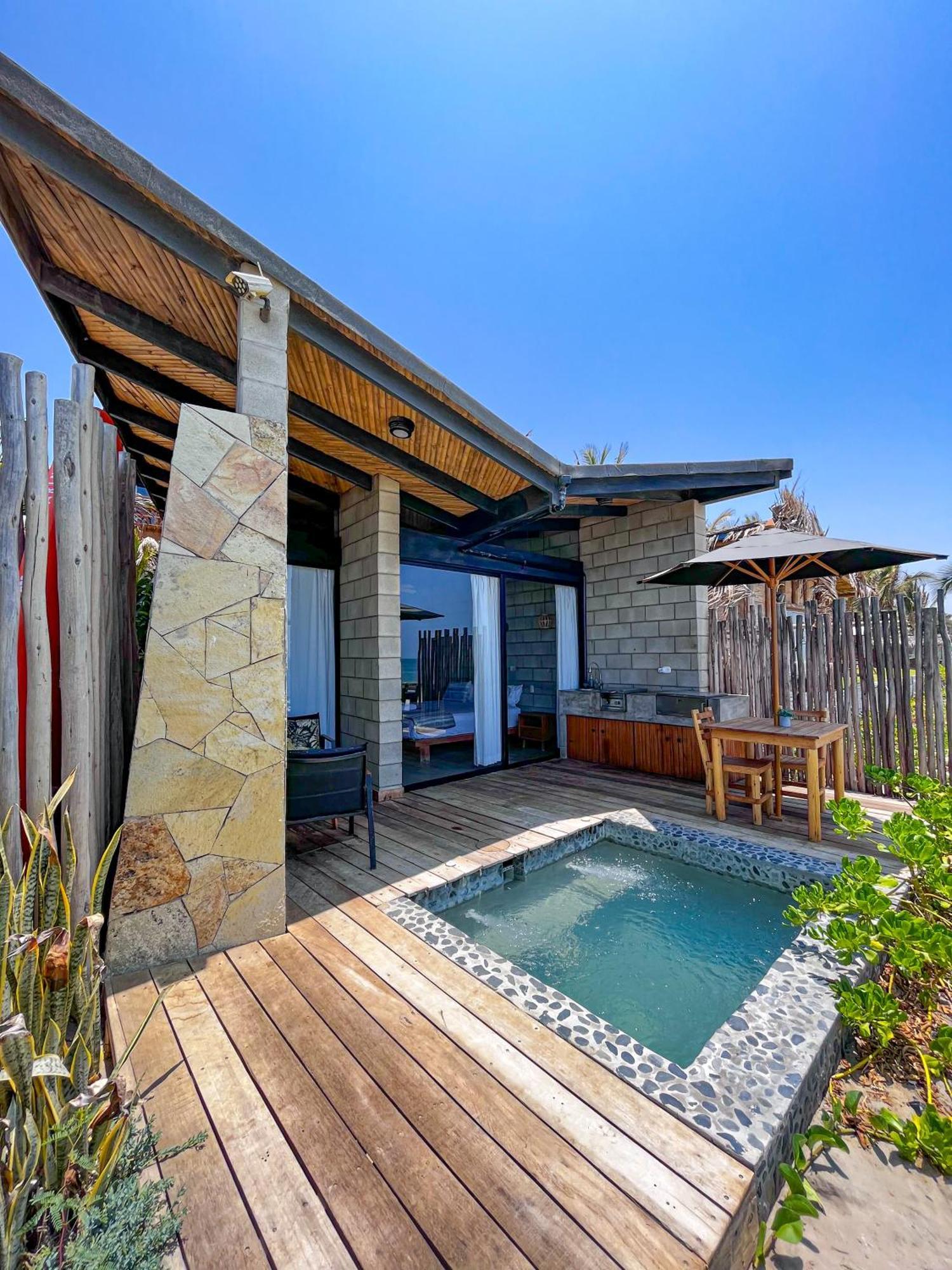 Diem Vichayito Beachfront Eco-Luxury Luaran gambar