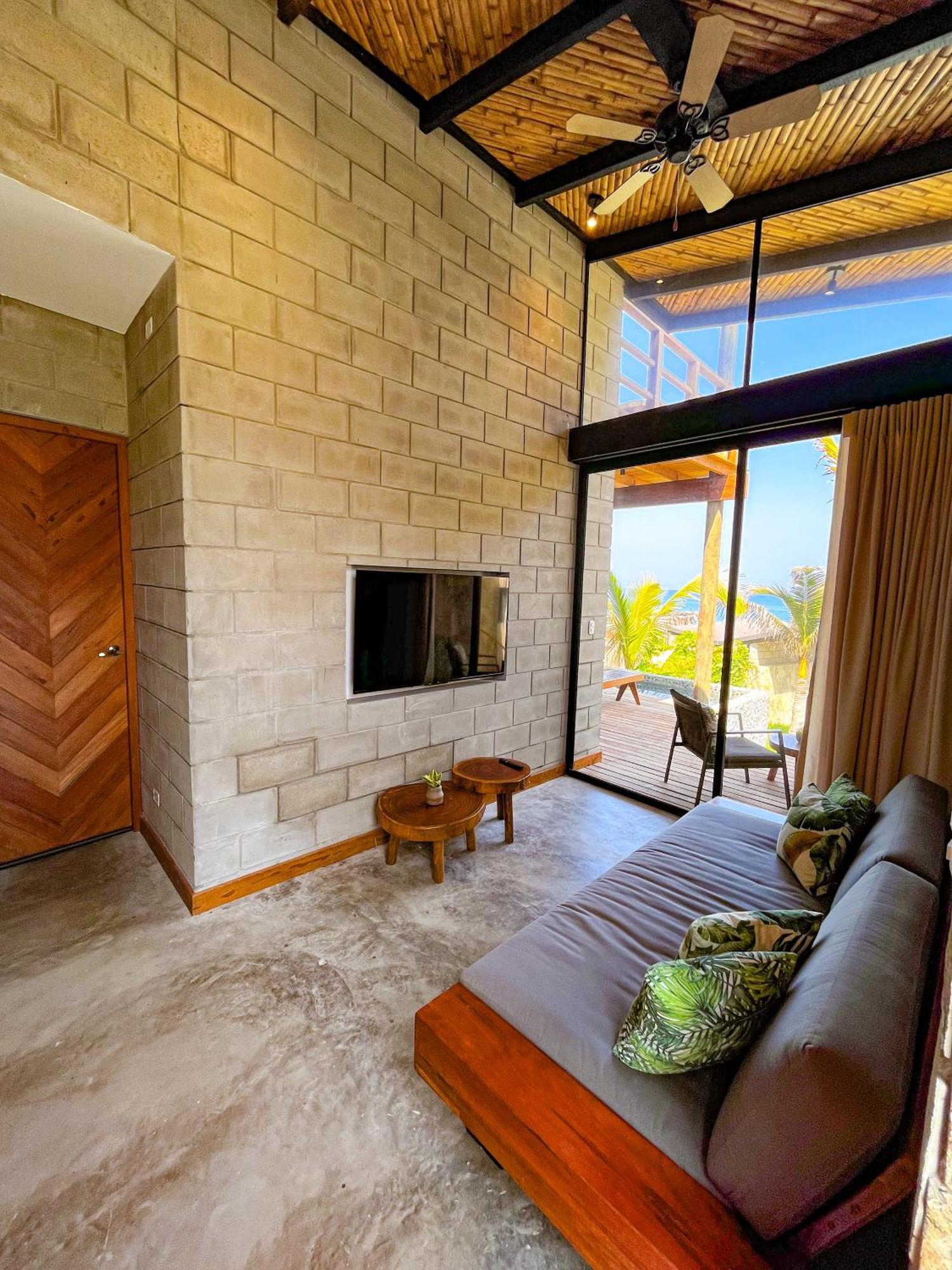 Diem Vichayito Beachfront Eco-Luxury Luaran gambar
