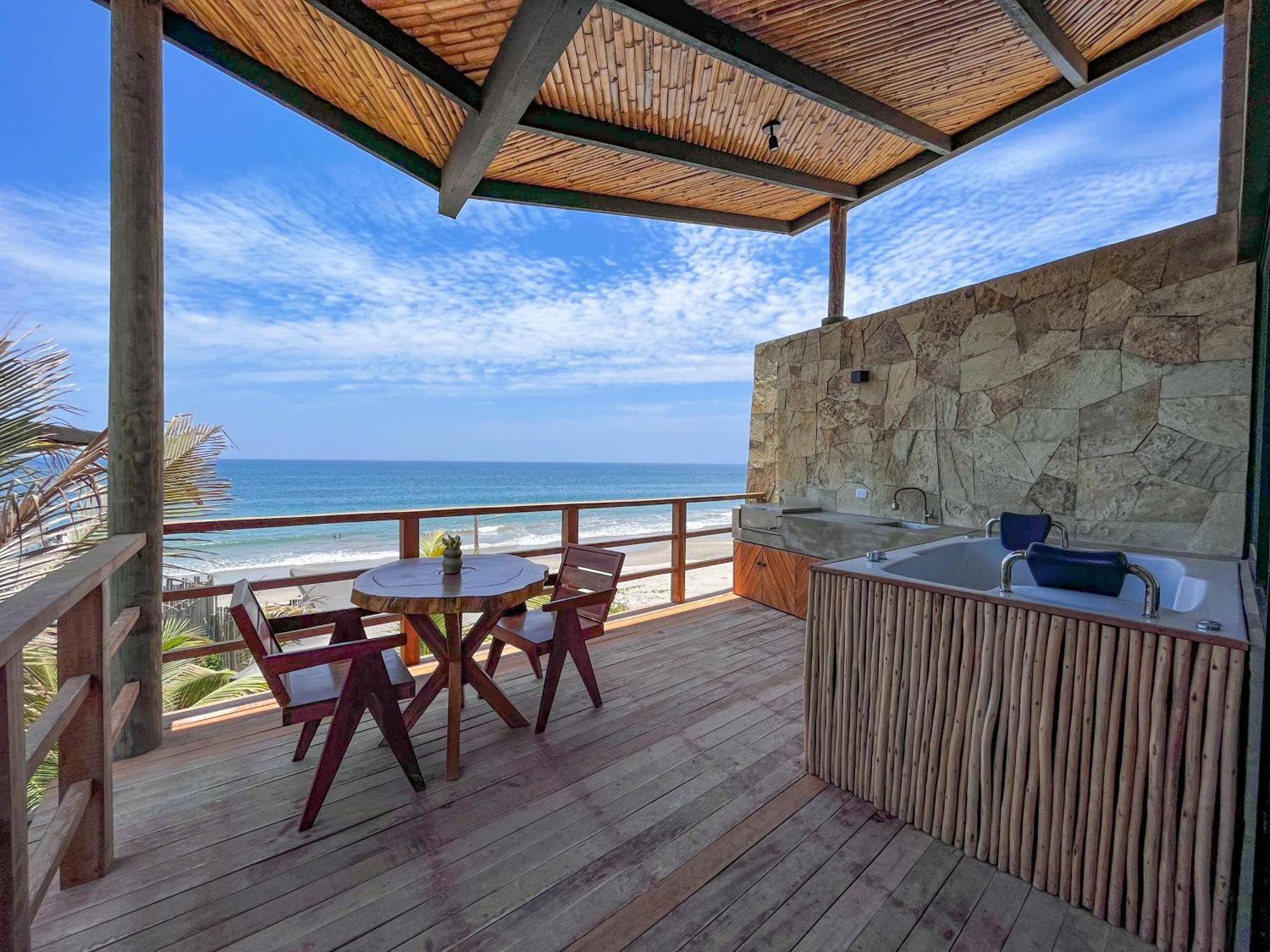Diem Vichayito Beachfront Eco-Luxury Luaran gambar