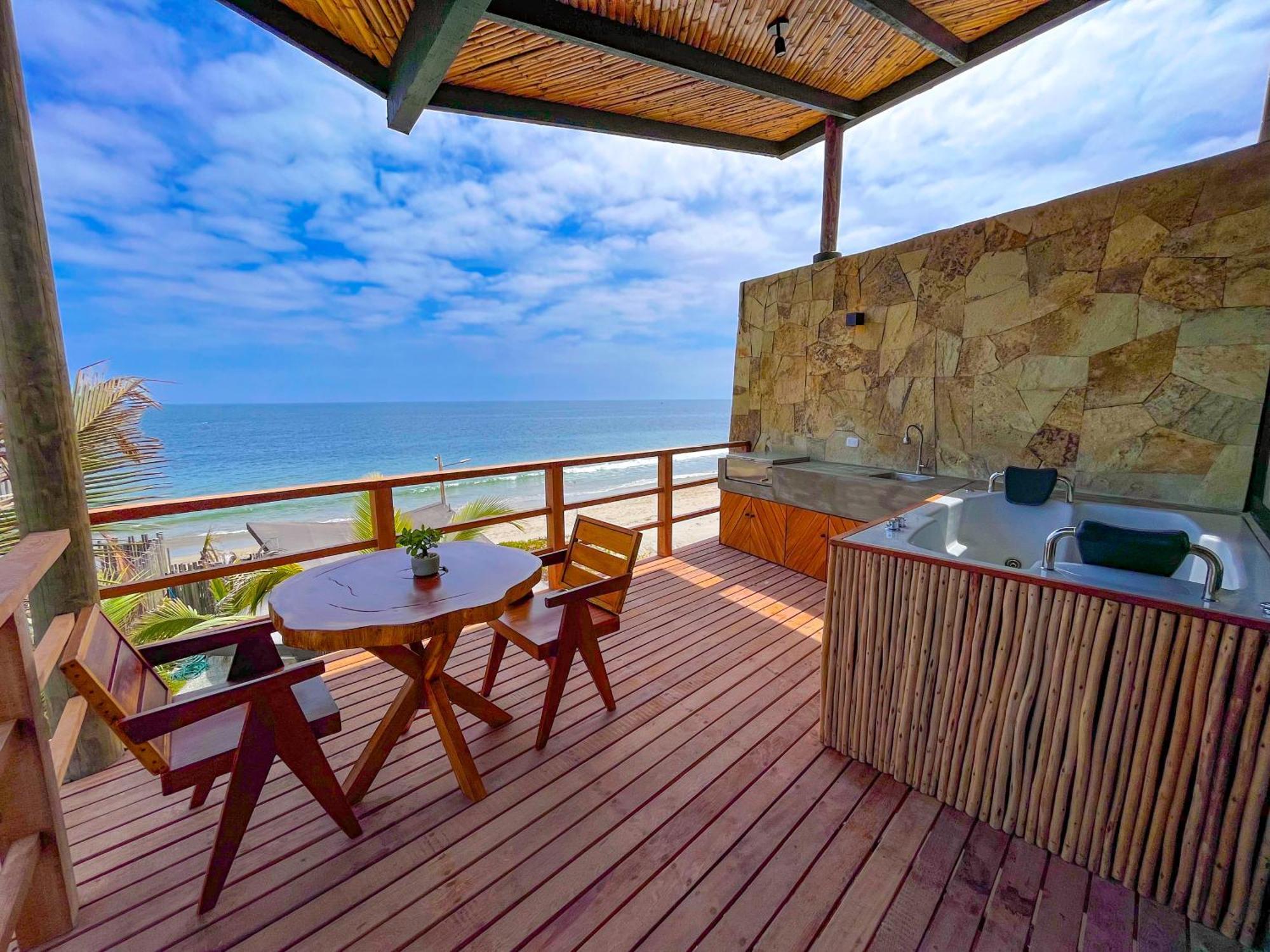 Diem Vichayito Beachfront Eco-Luxury Luaran gambar