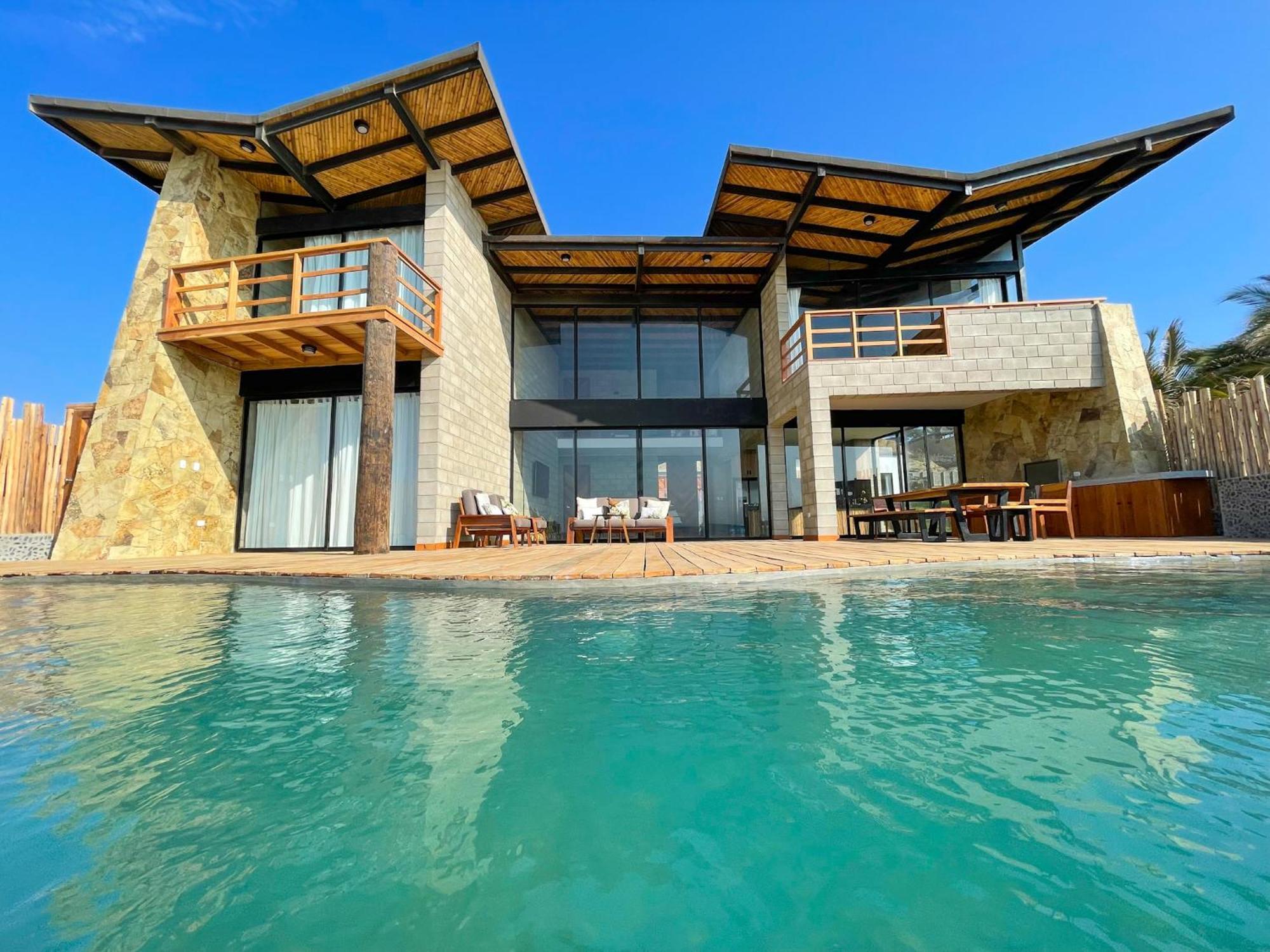 Diem Vichayito Beachfront Eco-Luxury Bilik gambar