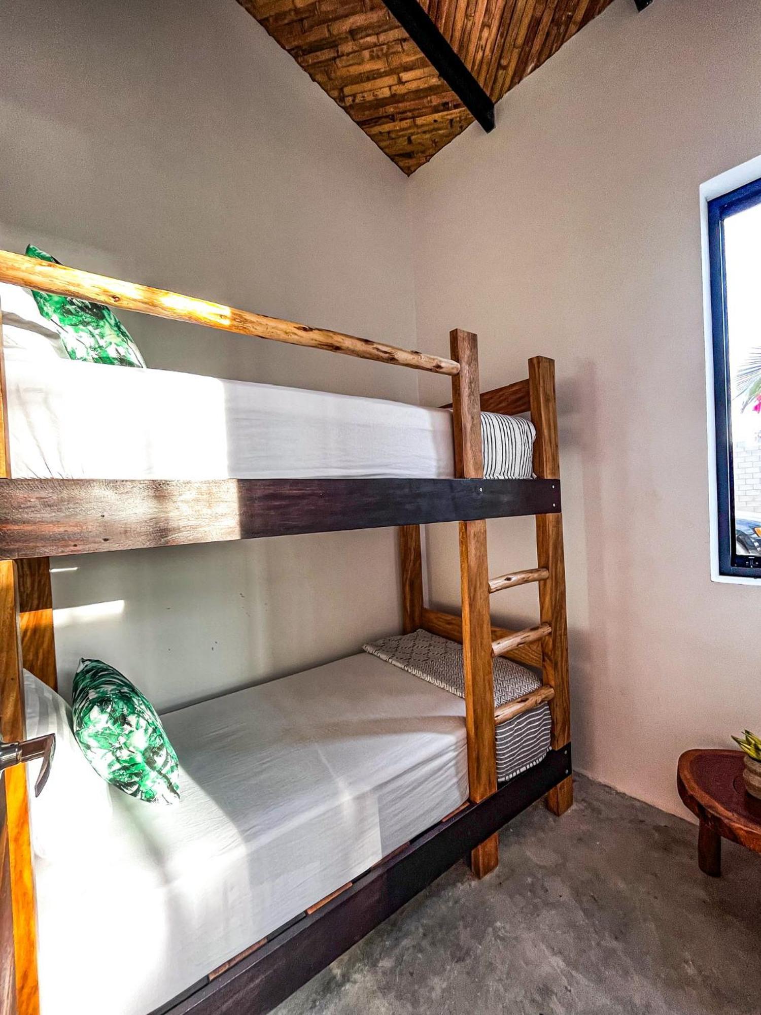 Diem Vichayito Beachfront Eco-Luxury Luaran gambar
