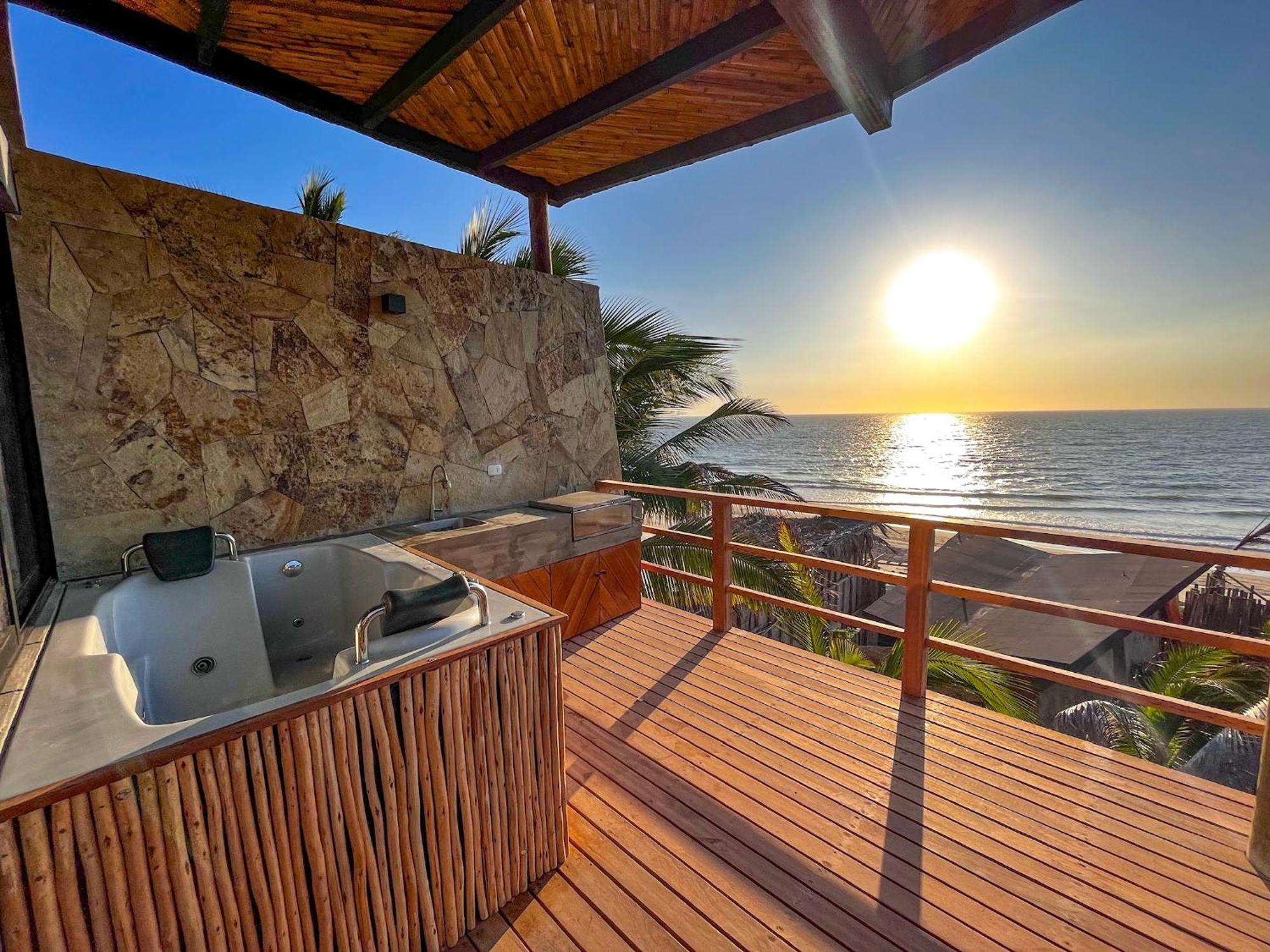 Diem Vichayito Beachfront Eco-Luxury Luaran gambar