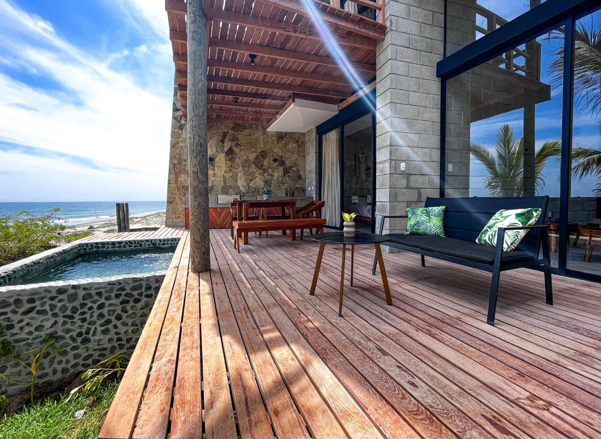 Diem Vichayito Beachfront Eco-Luxury Luaran gambar